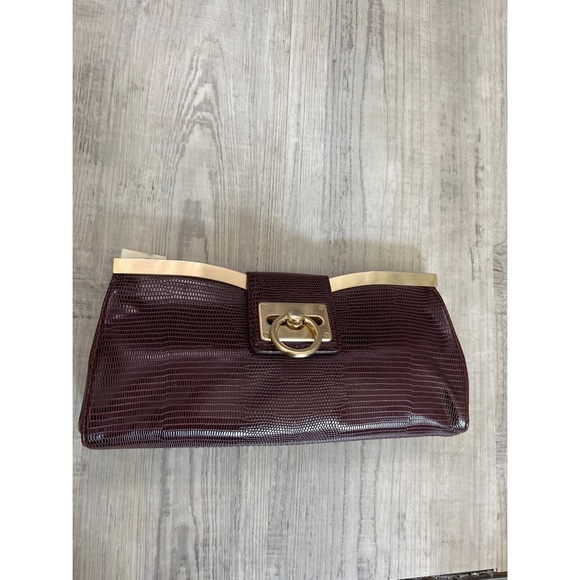 Burgundy Ann Taylor Clutch - Picture 1 of 3